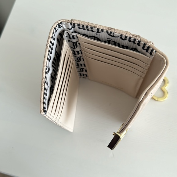 Juicy Couture Wallet - Picture 5 of 5